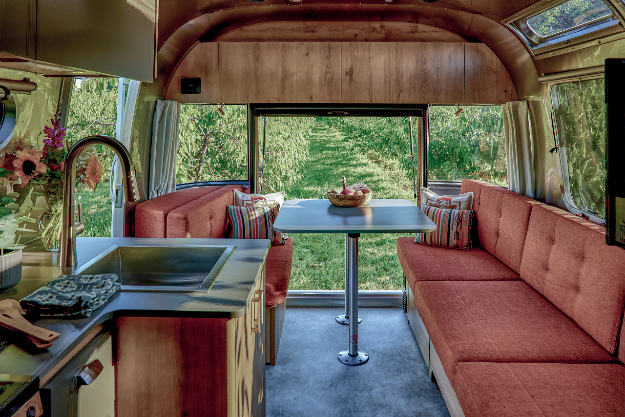 Trade Wind Interior